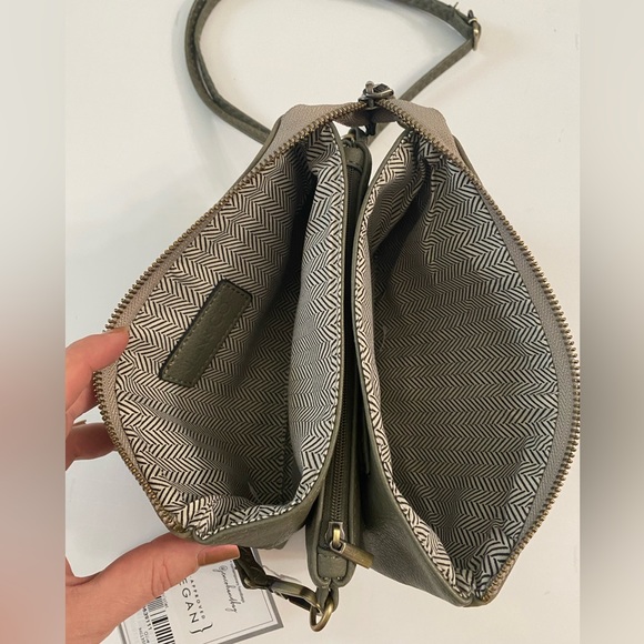 Jen & Co vegan Riley crossbody clutch small bag olive suede - Picture 6 of 12